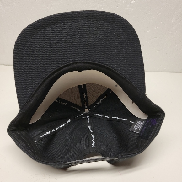 Snapback   Young & Reckless - Picture 5 of 5